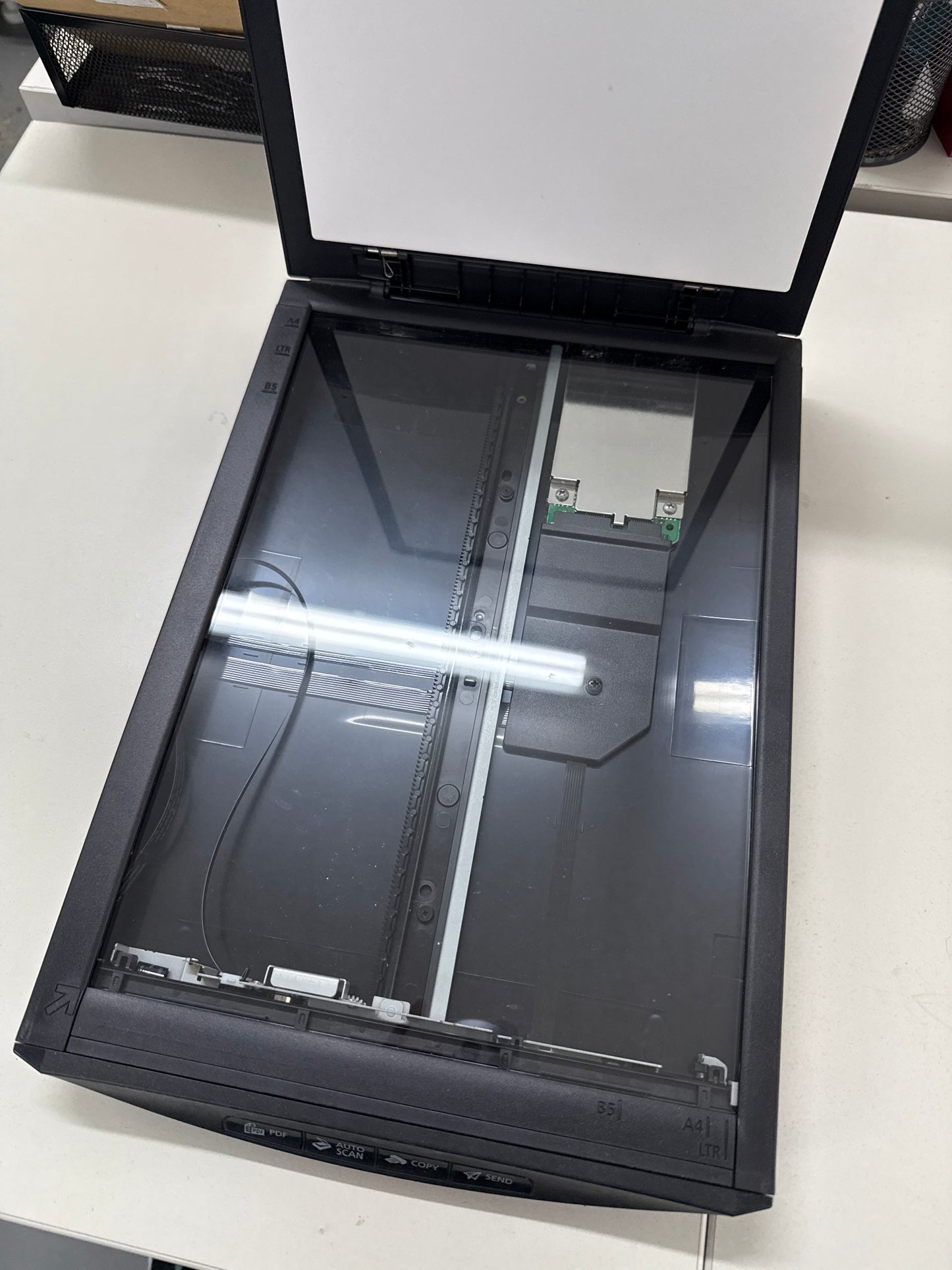 Escáner canon lide 120