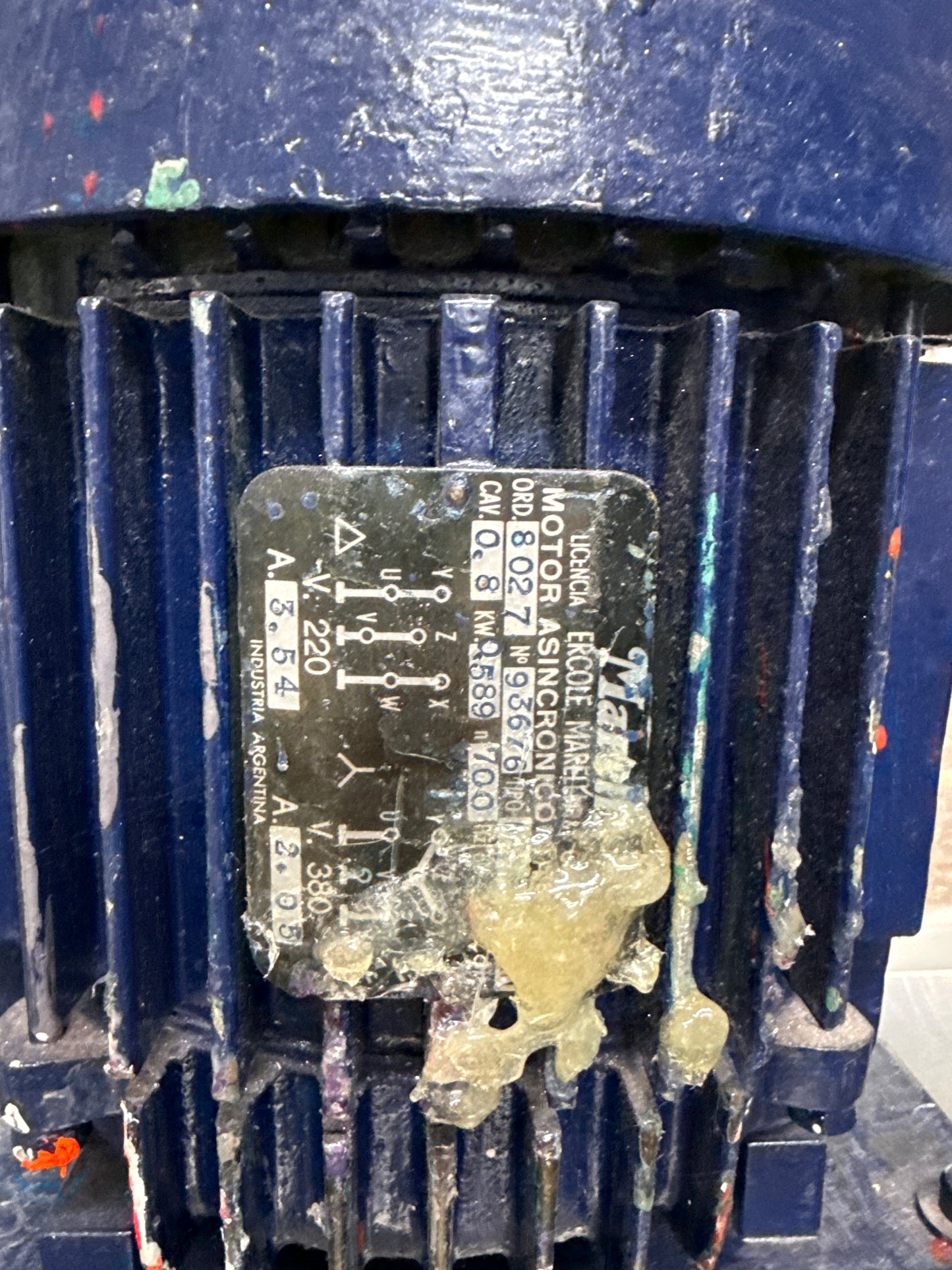 Agitador con reactor p/esmalte de 150Kg
Motor MAC328RM