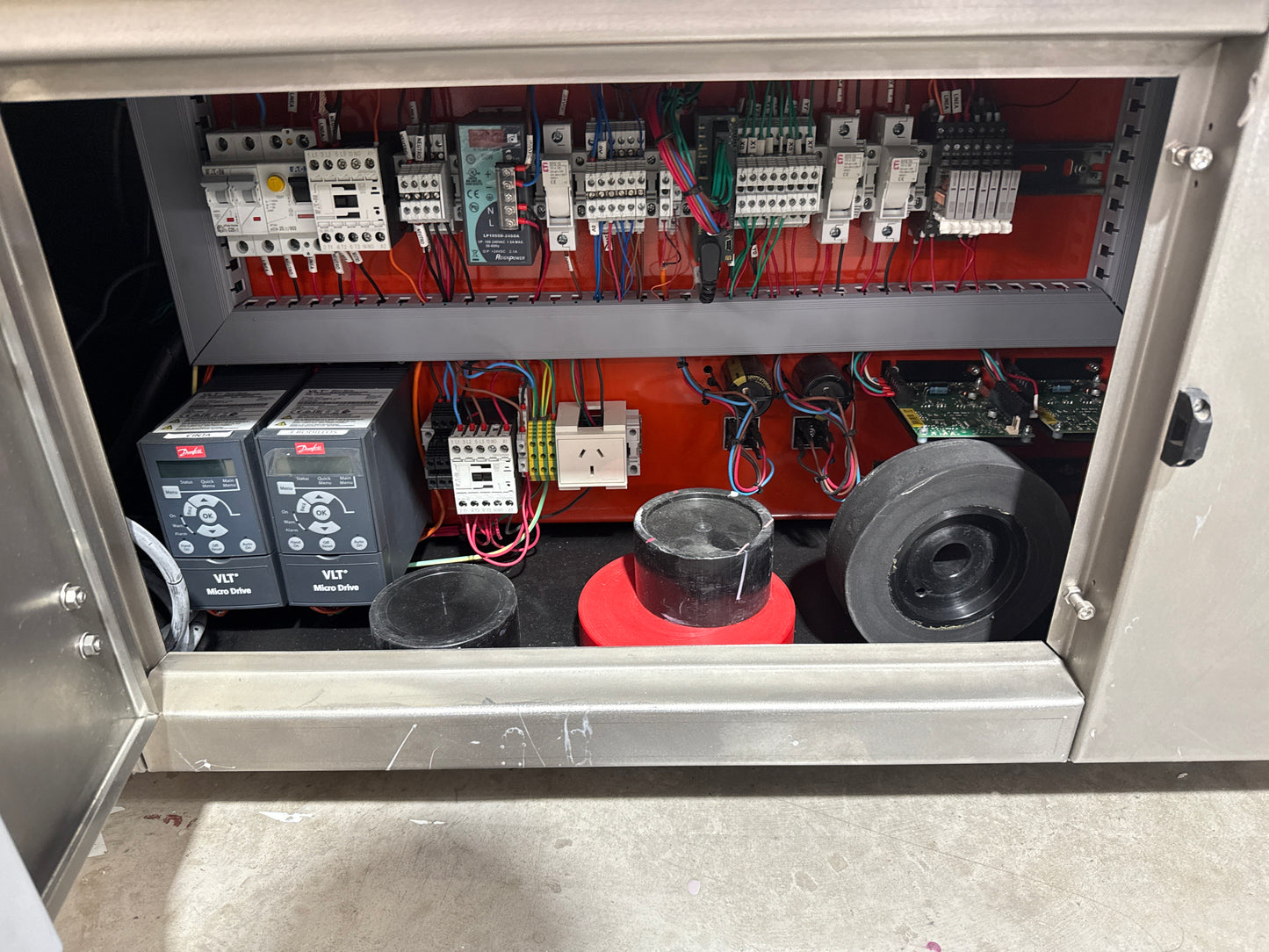 Etiquetadora automática Cilíndrico Cadec