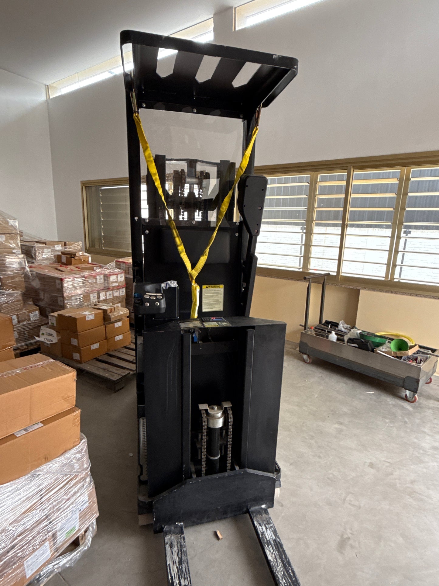 Apiladora eléctrica Order Picker Jx2-3 Ep-equipment Co, LTD