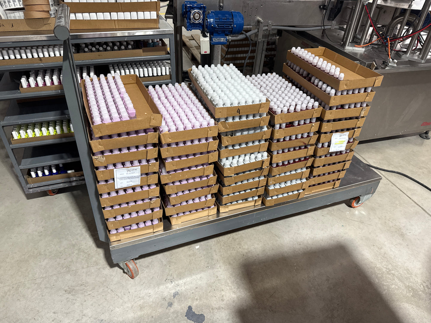 Carro acero inoxidable con manija.  Capacidad 500 kg. 45x120