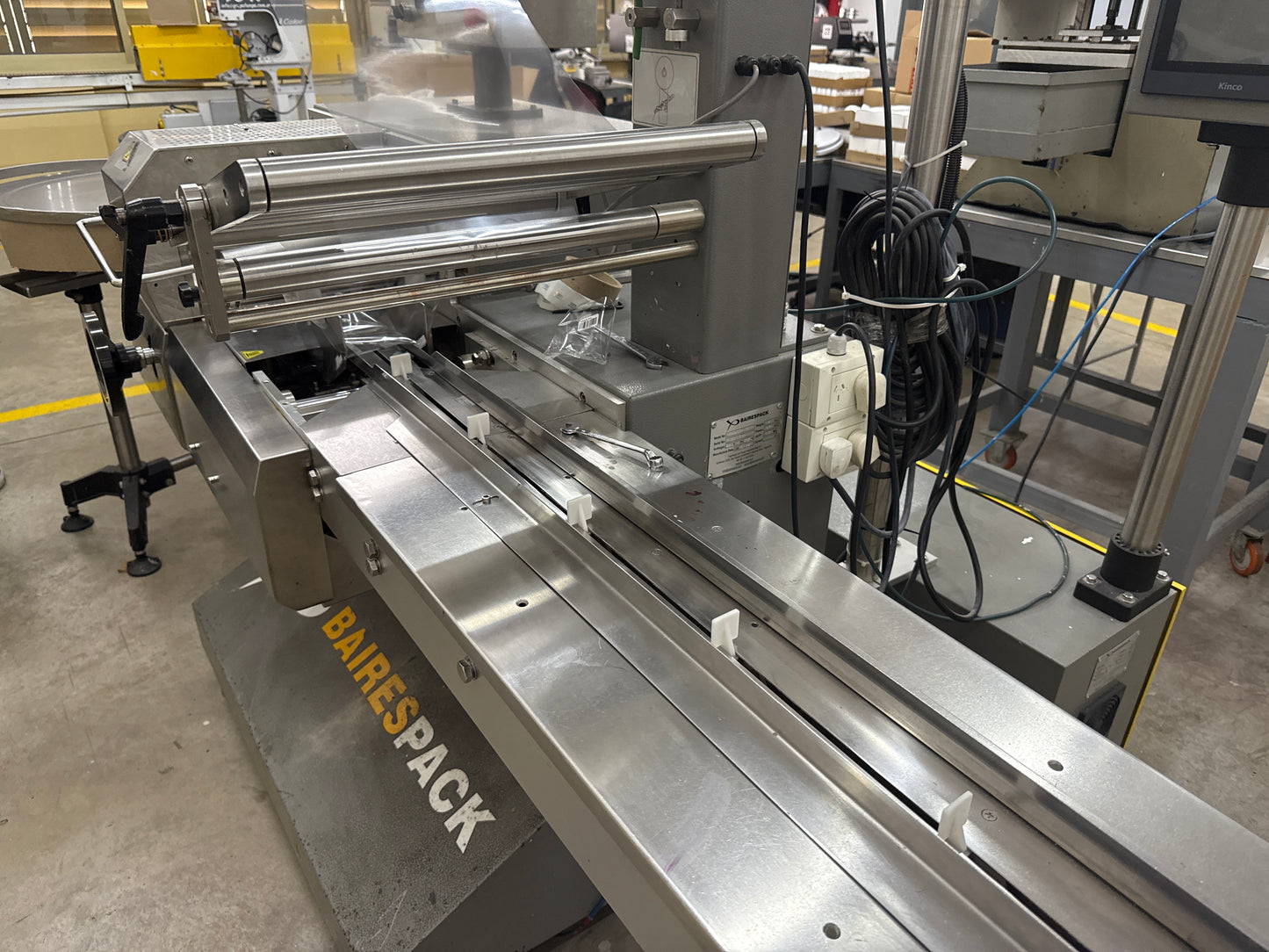 Flow Pack Baires Pack FP A40051 con etiquetadora automática