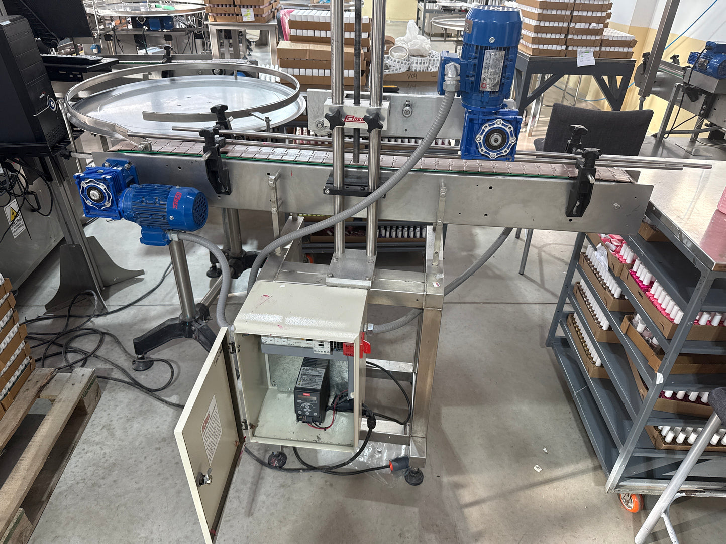 Colocadora de sobretapa Cadec Mod. TPI3000