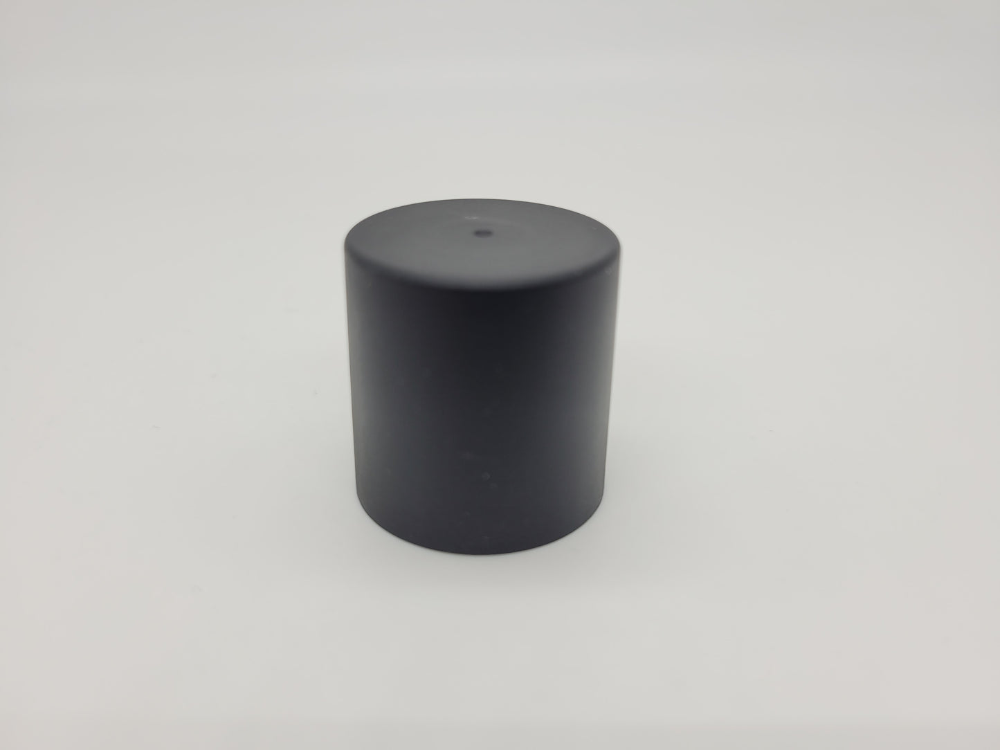 TAPA 217 NEGRA MATTE BESHA